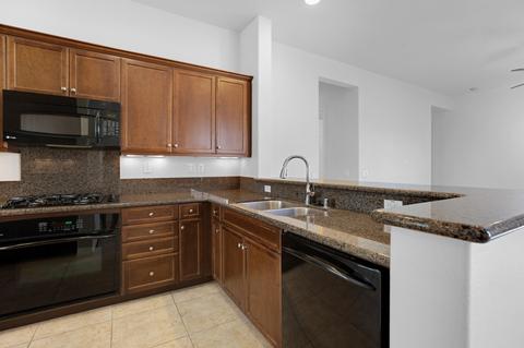 81708 Avenida Celaya, Indio, CA 92203 photo 7