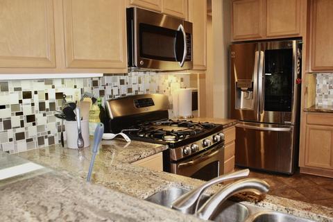 37853 Avon St, Indio, CA 92203 photo 8