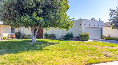 1052 Occidental Cir, Redlands, CA 92374 photo 4