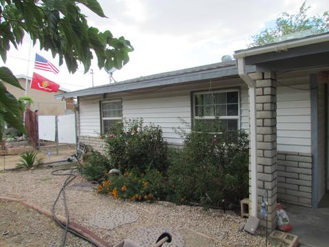 18016 Hackberry St, Hesperia, CA 92345 photo 2