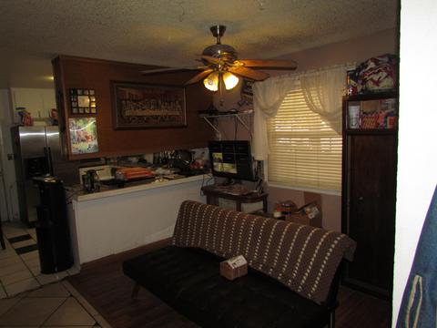 18016 Hackberry St, Hesperia, CA 92345 photo 4