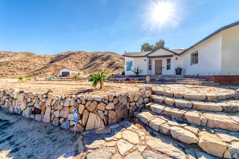 51889 Canyon Rd, Morongo Valley, CA 92256 photo 2