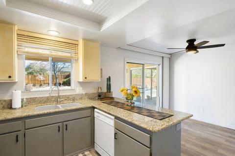 7439 Hermosa Ave, Yucca Valley, CA 92284 photo 8