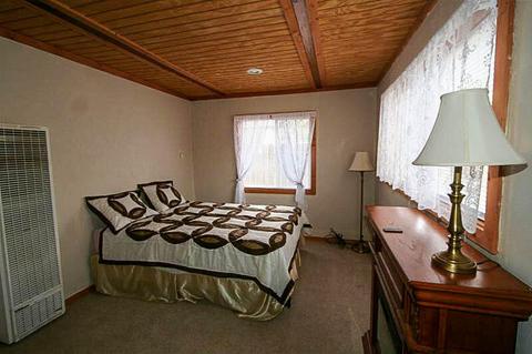1006 Greenway Dr, Big Bear City, CA 92314 photo 12