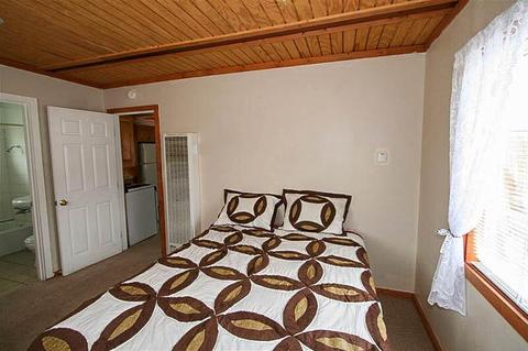 1006 Greenway Dr, Big Bear City, CA 92314 photo 13