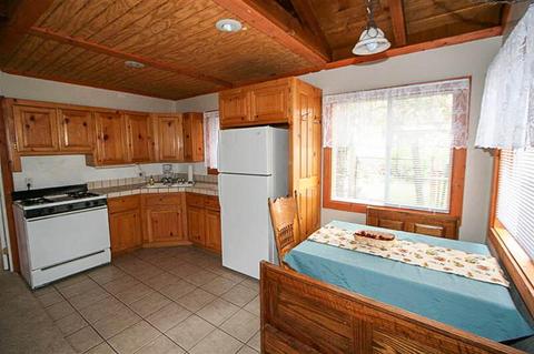 1006 Greenway Dr, Big Bear City, CA 92314 photo 7