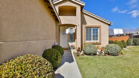 796 Cougar Ranch Rd, Beaumont, CA 92223 photo 4