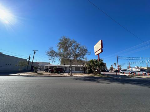 14 Grant St, Calexico, CA 92231 photo 1
