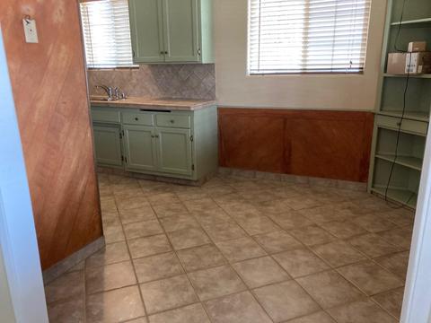 326 E Wilson St, Rialto, CA 92376 photo 4