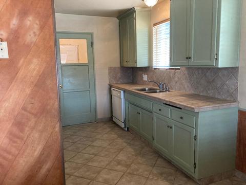 326 E Wilson St, Rialto, CA 92376 photo 6