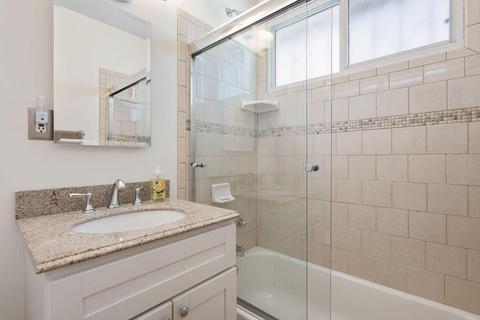 566 S Eucalyptus Ave, Rialto, CA 92376 photo 21