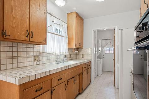 566 S Eucalyptus Ave, Rialto, CA 92376 photo 13