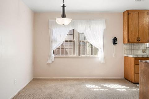 566 S Eucalyptus Ave, Rialto, CA 92376 photo 9