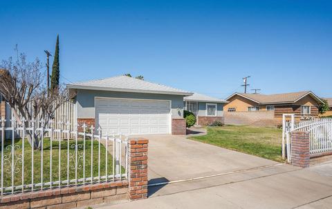 566 S Eucalyptus Ave, Rialto, CA 92376 photo 4