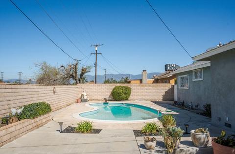 566 S Eucalyptus Ave, Rialto, CA 92376 photo 31
