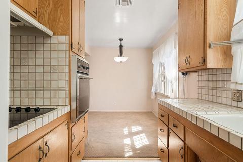 566 S Eucalyptus Ave, Rialto, CA 92376 photo 14
