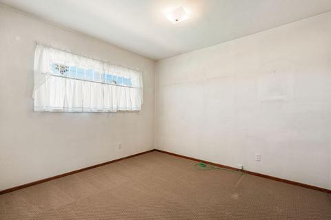 566 S Eucalyptus Ave, Rialto, CA 92376 photo 22