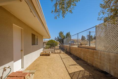 7360 Alaba Ave, Yucca Valley, CA 92284 photo 45