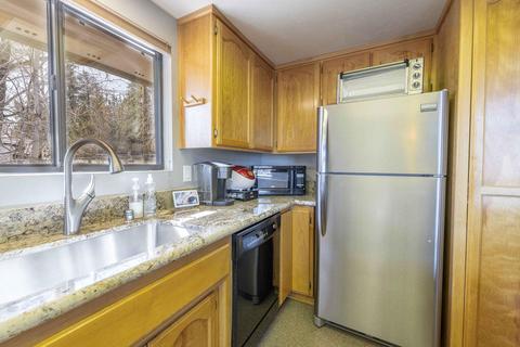 1409 Malabar Way, Big Bear City, CA 92314 photo 18