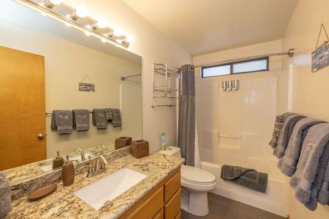 1409 Malabar Way, Big Bear City, CA 92314 photo 22