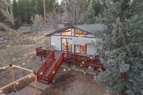 1409 Malabar Way, Big Bear City, CA 92314 photo 2