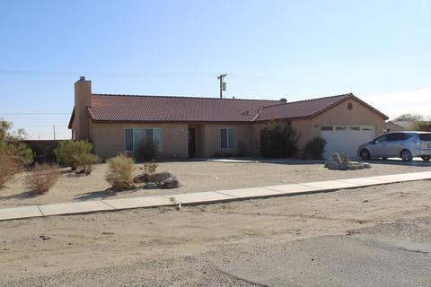 1483 Thunderbird Ave, Thermal, CA 92274 photo 1