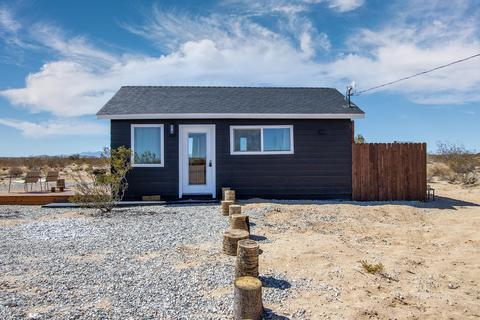 748 Little Field Rd, Joshua Tree, CA 92252 photo 2