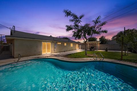 45377 Birch St, Indio, CA 92201 photo 1