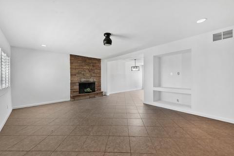 45377 Birch St, Indio, CA 92201 photo 9