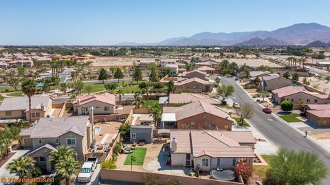 37430 Melbourne St, Indio, CA 92203 photo 27