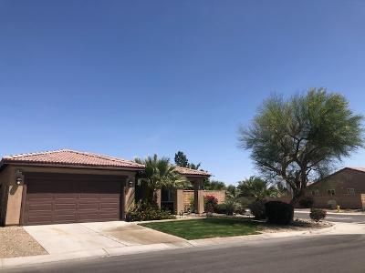 37490 Melbourne St, Indio, CA 92203 photo 2