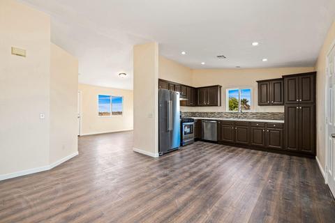 1289 Avalon Ave, Thermal, CA 92274 photo 5