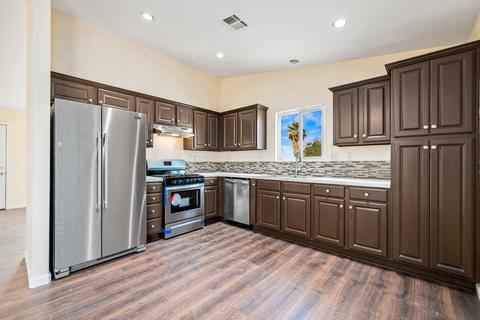 1289 Avalon Ave, Thermal, CA 92274 photo 2