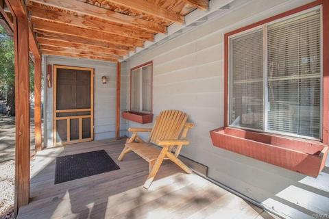 39159 Sioux Dr, Fawnskin, CA 92333 photo 2
