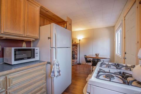 39159 Sioux Dr, Fawnskin, CA 92333 photo 15