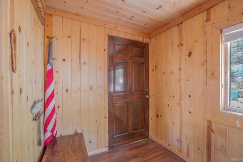 39159 Sioux Dr, Fawnskin, CA 92333 photo 14
