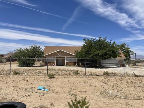 31340 Pawnee St, Lucerne Valley, CA 92356 photo 1