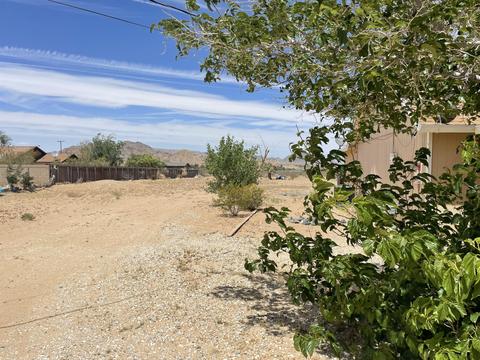 31340 Pawnee St, Lucerne Valley, CA 92356 photo 4