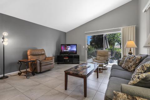 48978 Eisenhower Dr, Indio, CA 92201 photo 5