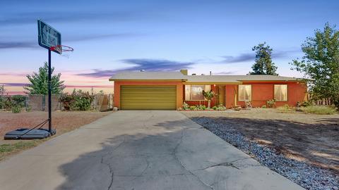 16848 Stagecoach Ave, Palmdale, CA 93591 photo 2