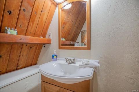 43869 Mendocino Dr, Big Bear Lake, CA 92315 photo 22