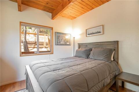 43869 Mendocino Dr, Big Bear Lake, CA 92315 photo 13