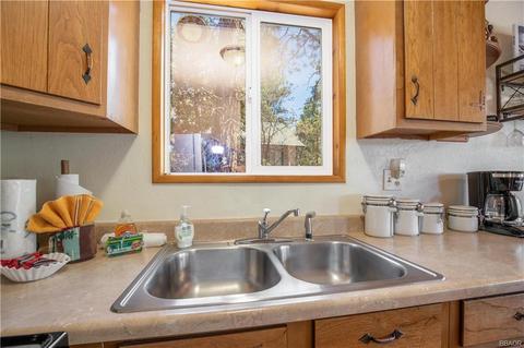 43869 Mendocino Dr, Big Bear Lake, CA 92315 photo 10