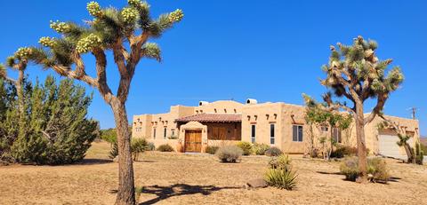 4928 Canton St, Yucca Valley, CA 92284 photo 1