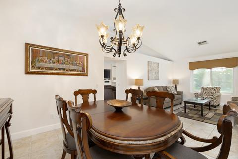 46 Sutton Pl E, Palm Desert, CA 92211 photo 3