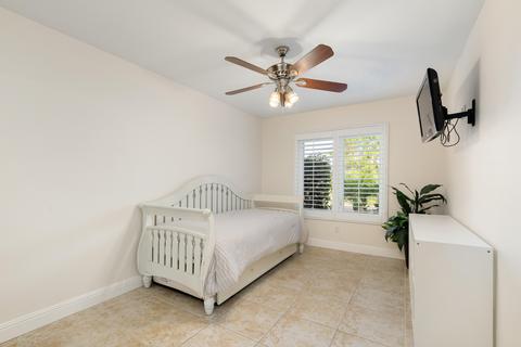 46 Sutton Pl E, Palm Desert, CA 92211 photo 22