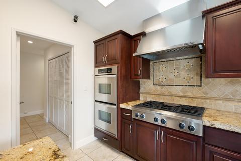 46 Sutton Pl E, Palm Desert, CA 92211 photo 19