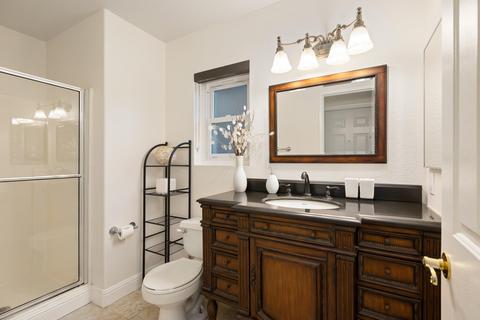 46 Sutton Pl E, Palm Desert, CA 92211 photo 21