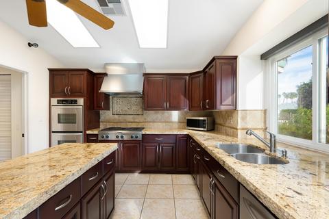 46 Sutton Pl E, Palm Desert, CA 92211 photo 16