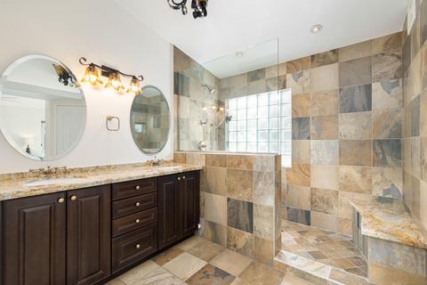 46 Sutton Pl E, Palm Desert, CA 92211 photo 26